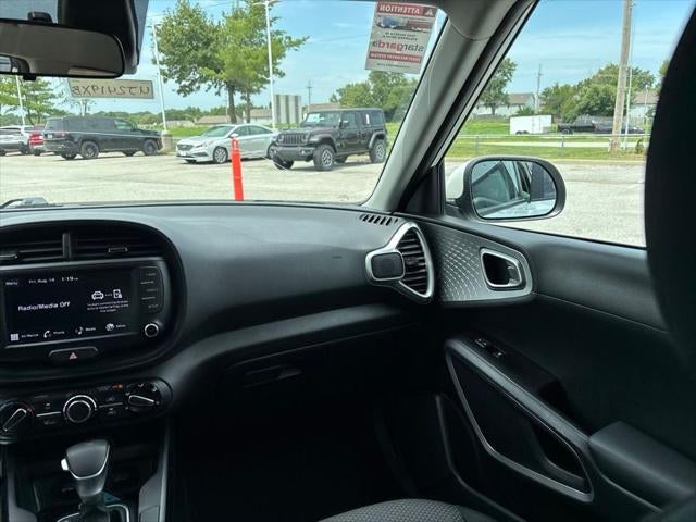 2025 Kia Soul LX