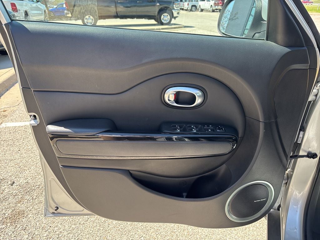 2017 Kia Soul Plus