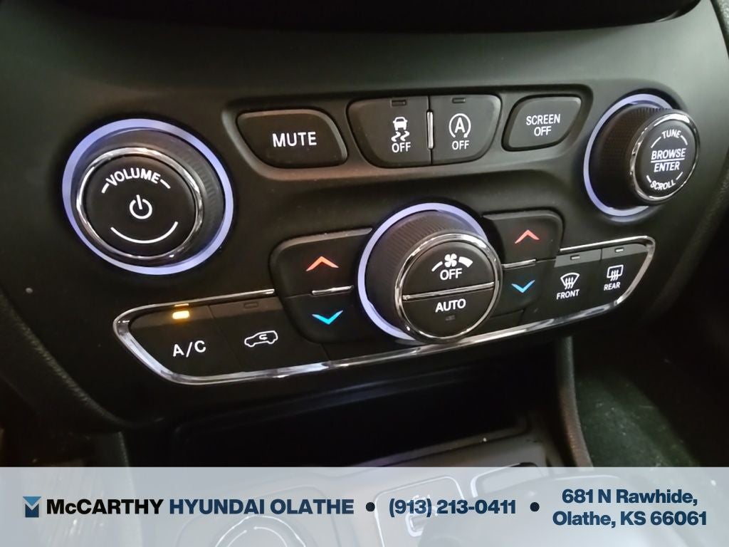 2019 Jeep Cherokee Overland