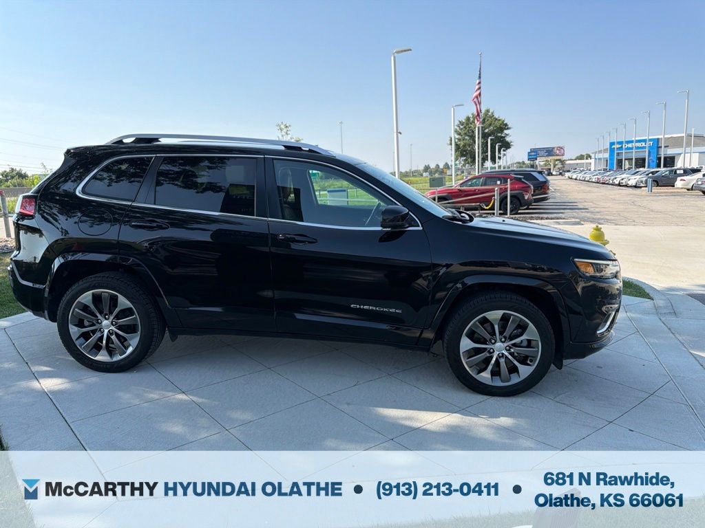 2019 Jeep Cherokee Overland