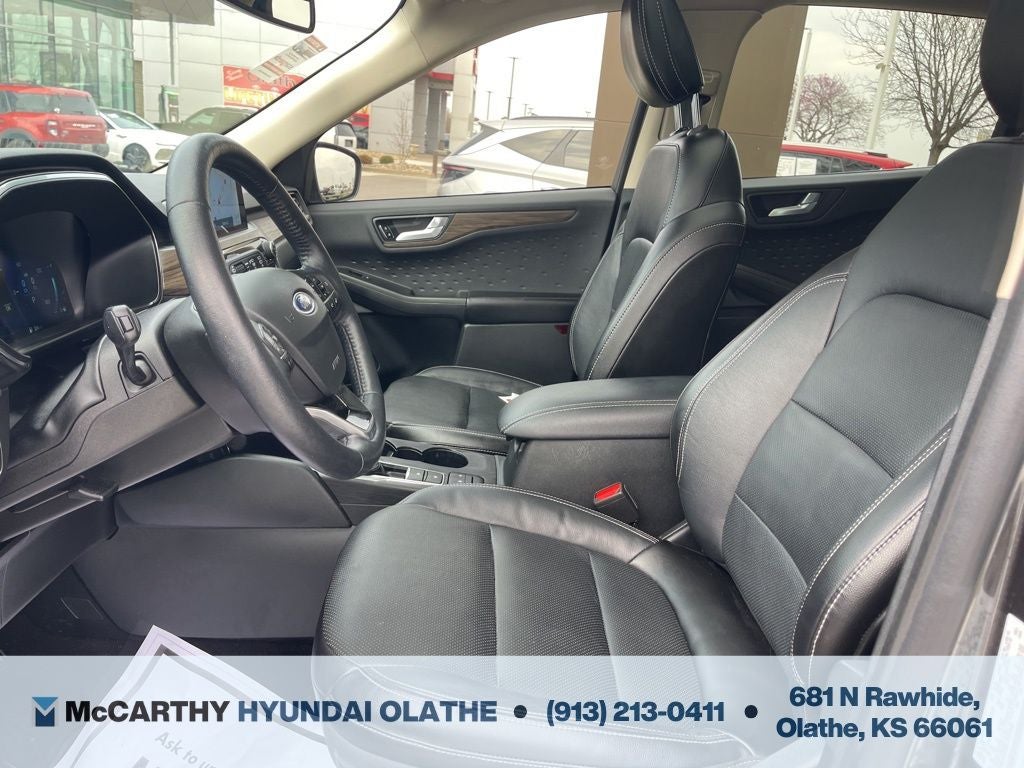 2020 Ford Escape Hybrid Titanium