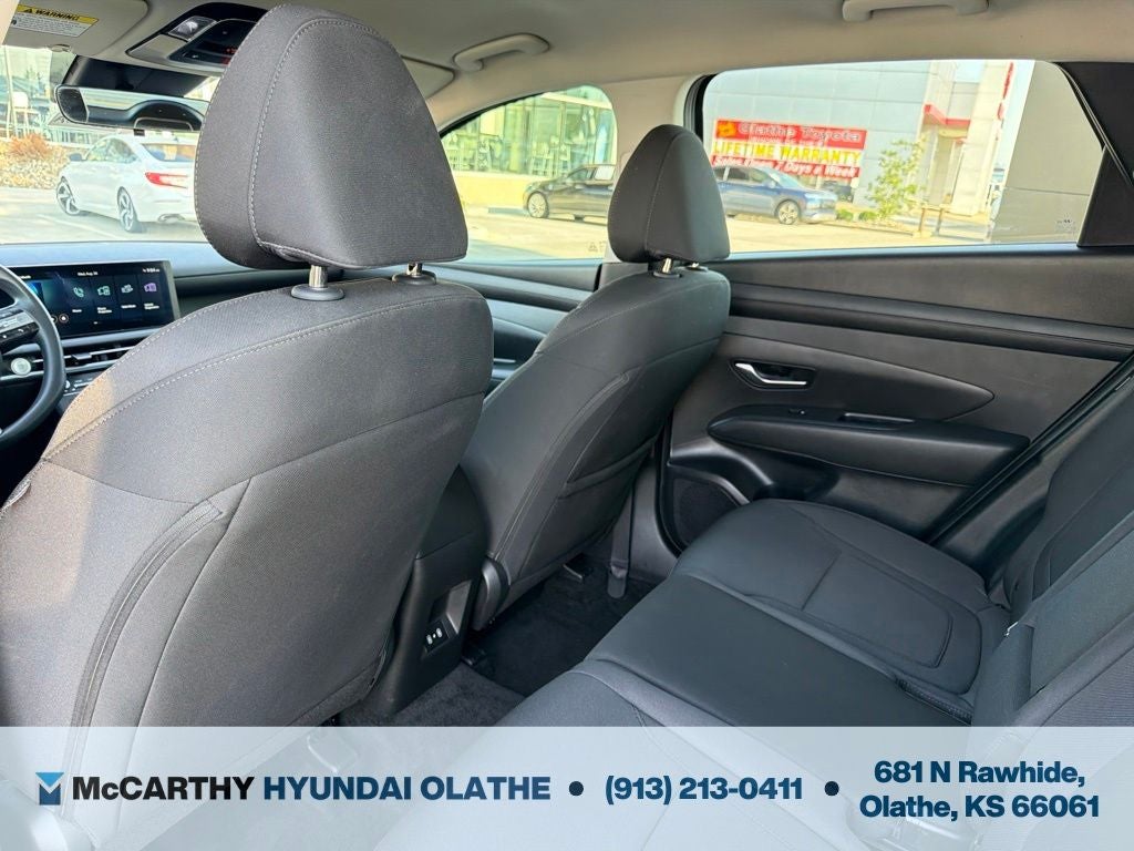 2025 Hyundai TUCSON SE