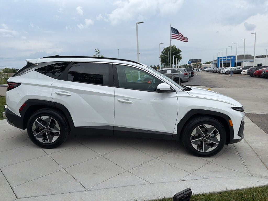 2025 Hyundai TUCSON SEL