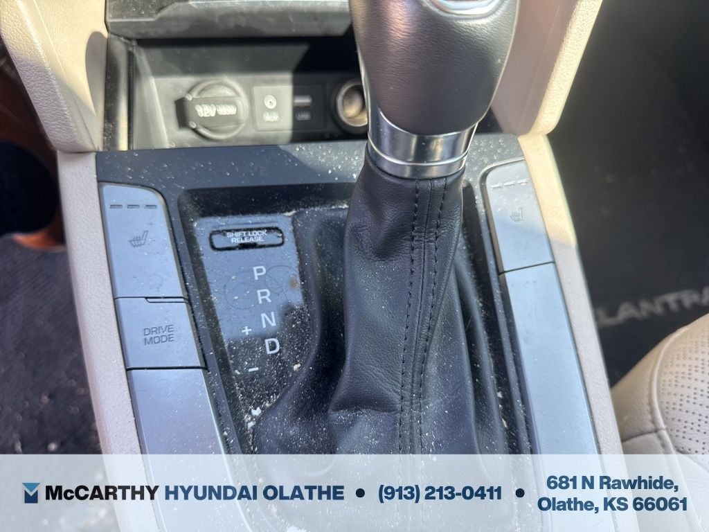 2017 Hyundai ELANTRA Limited