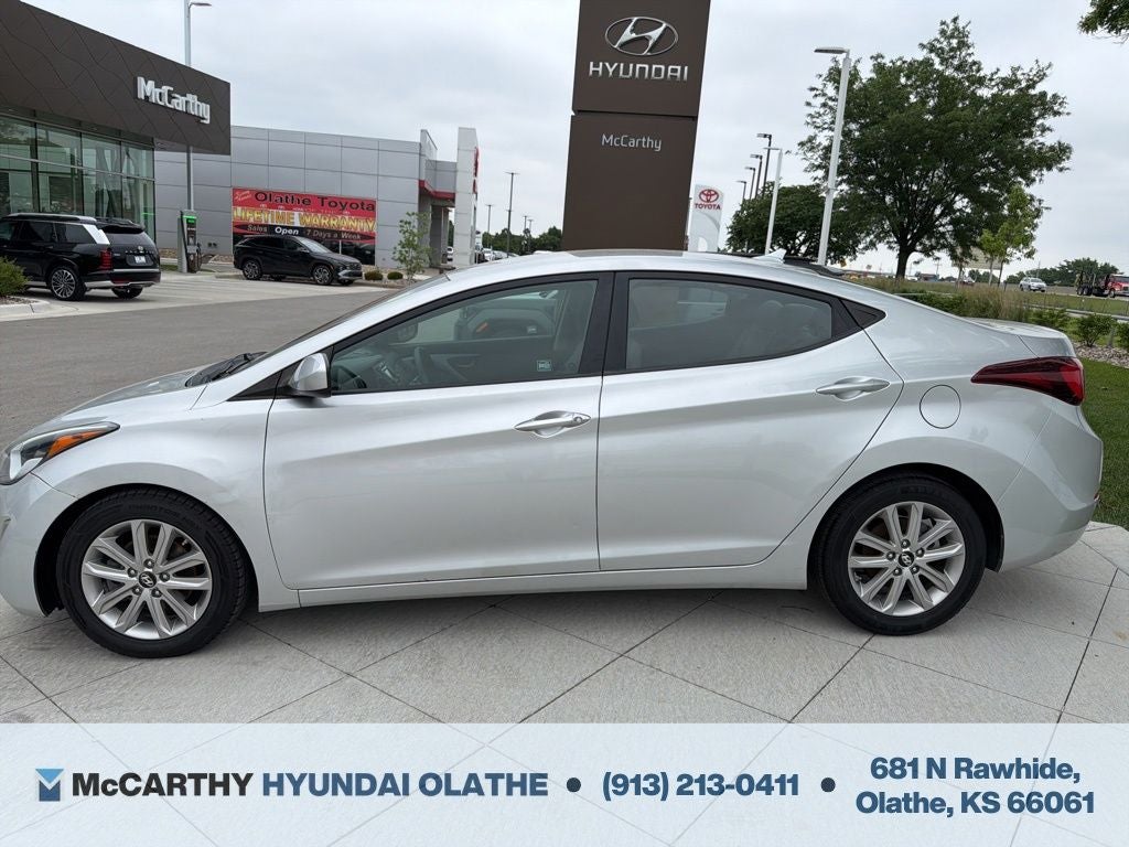 2015 Hyundai ELANTRA SE
