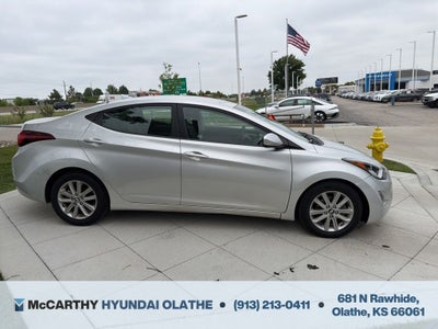 2015 Hyundai ELANTRA SE
