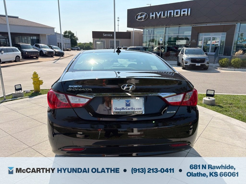 2011 Hyundai SONATA Limited