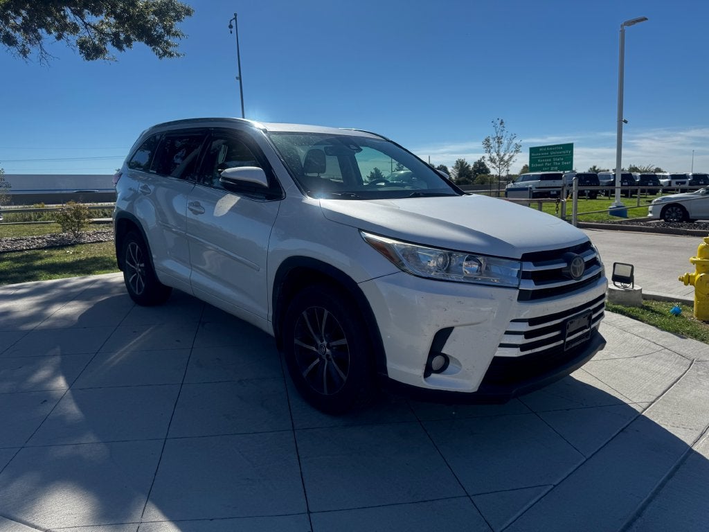 2017 Toyota Highlander XLE