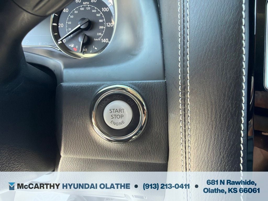 2022 INFINITI QX80 Premium Select