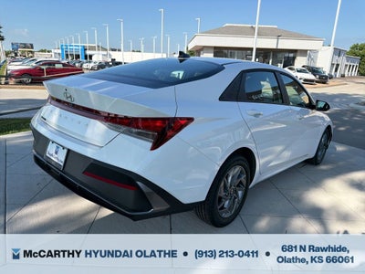 2024 Hyundai ELANTRA SEL