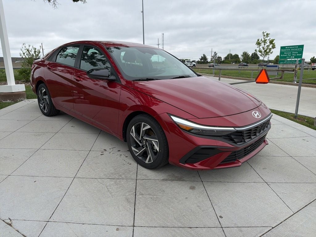 2025 Hyundai ELANTRA SEL Sport