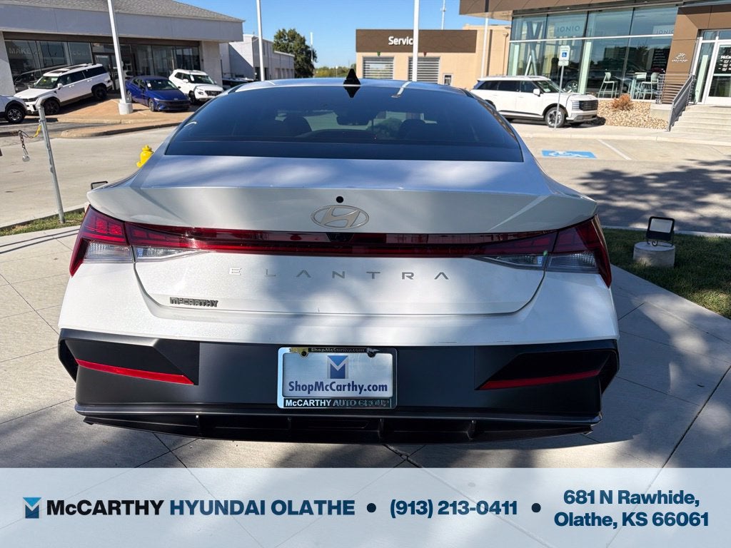 2024 Hyundai ELANTRA SEL