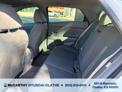 2024 Hyundai ELANTRA SEL