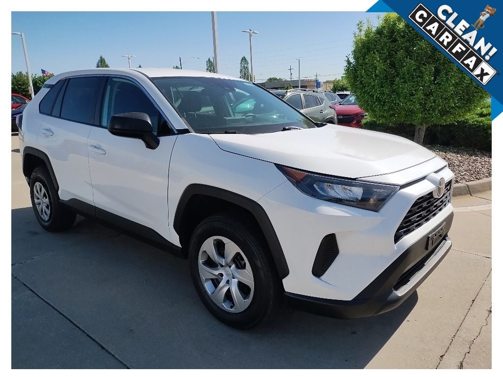 2022 Toyota RAV4 LE