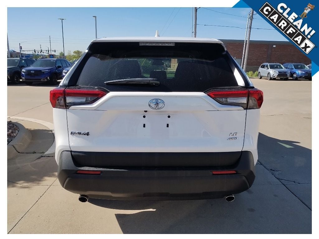 2022 Toyota RAV4 LE