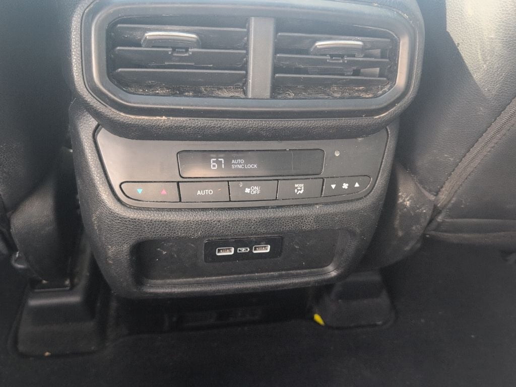 2023 Honda Pilot Touring