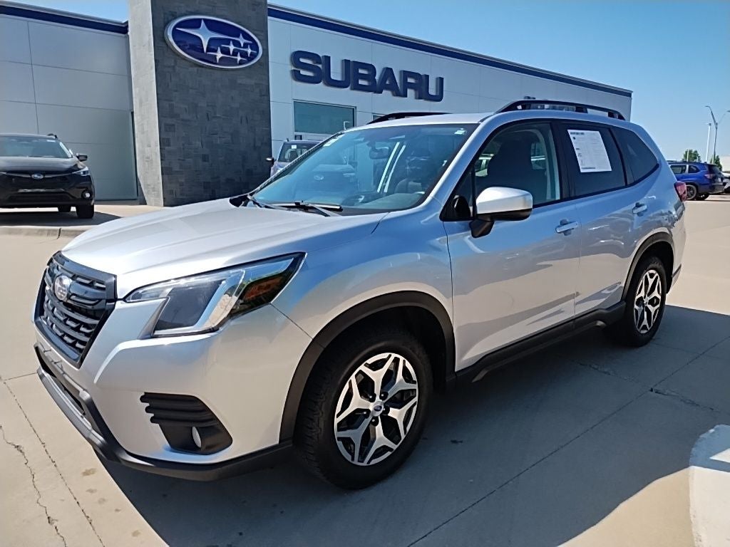 2022 Subaru Forester Premium