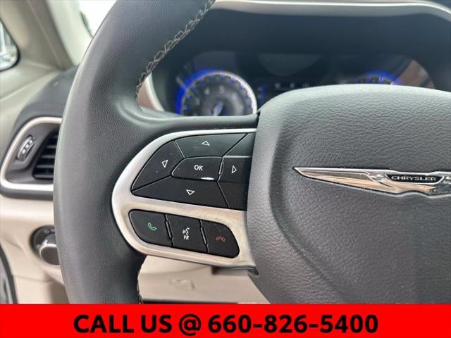2023 Chrysler Voyager LX