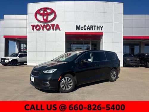 2023 Chrysler Pacifica Hybrid Touring L