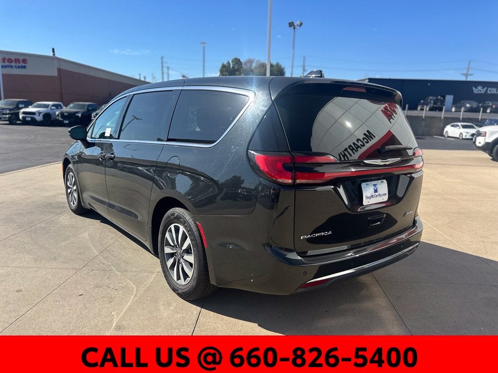 2023 Chrysler Pacifica Hybrid Touring L