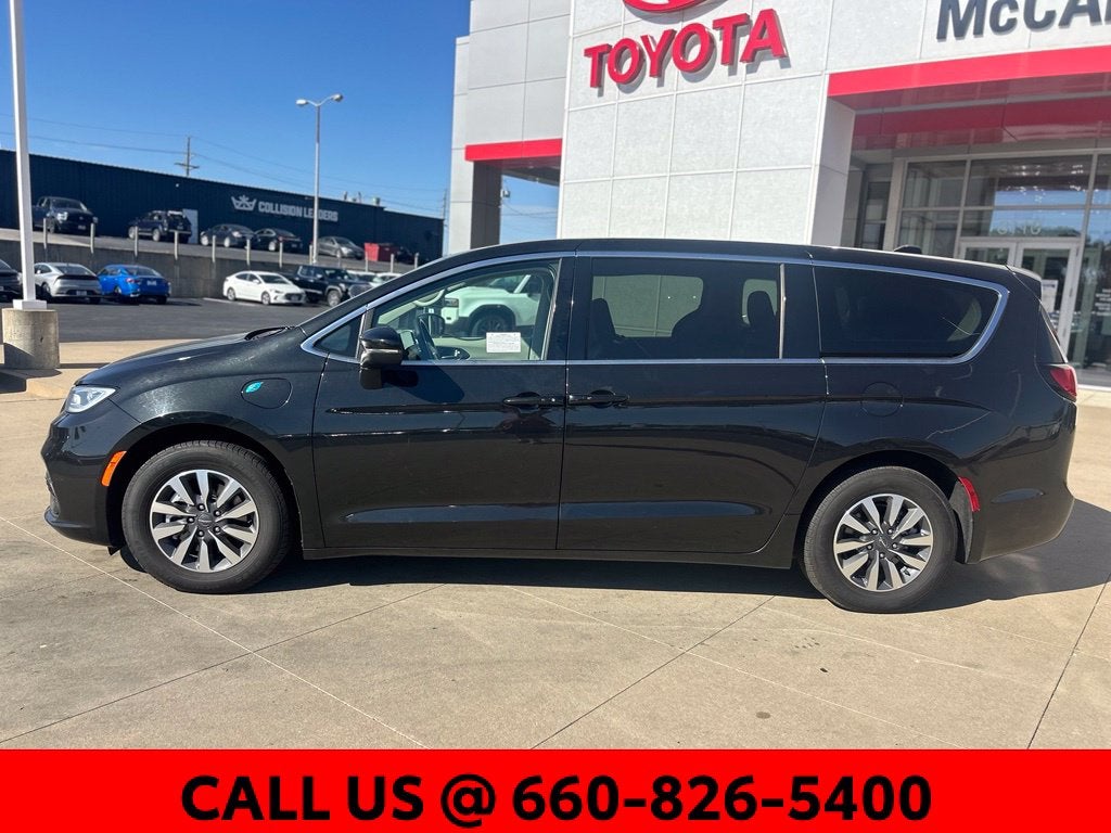 2023 Chrysler Pacifica Hybrid Touring L