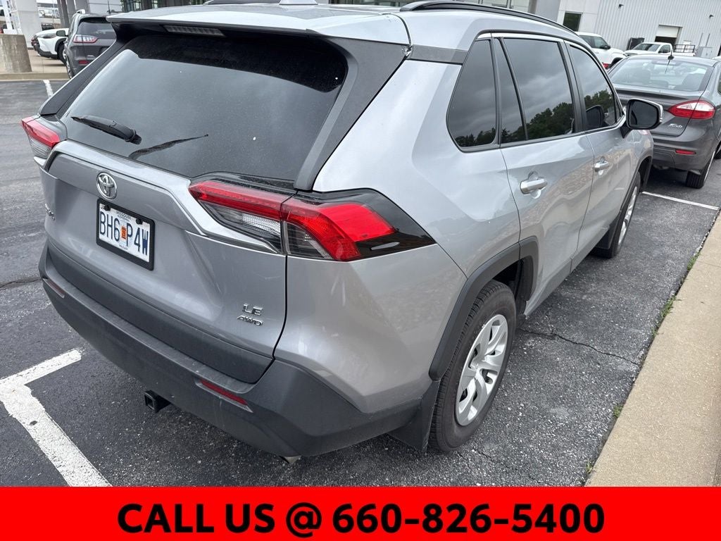 2020 Toyota RAV4 LE