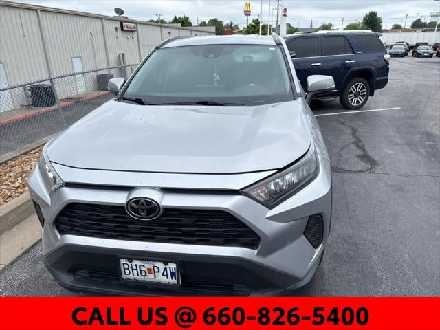 2020 Toyota RAV4 LE