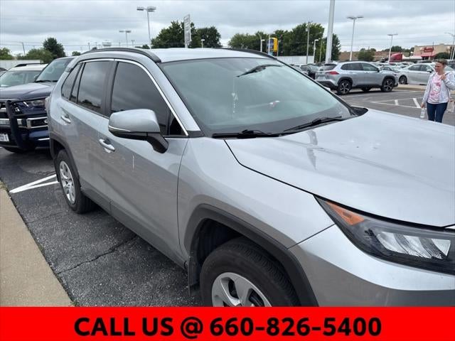 2020 Toyota RAV4 LE