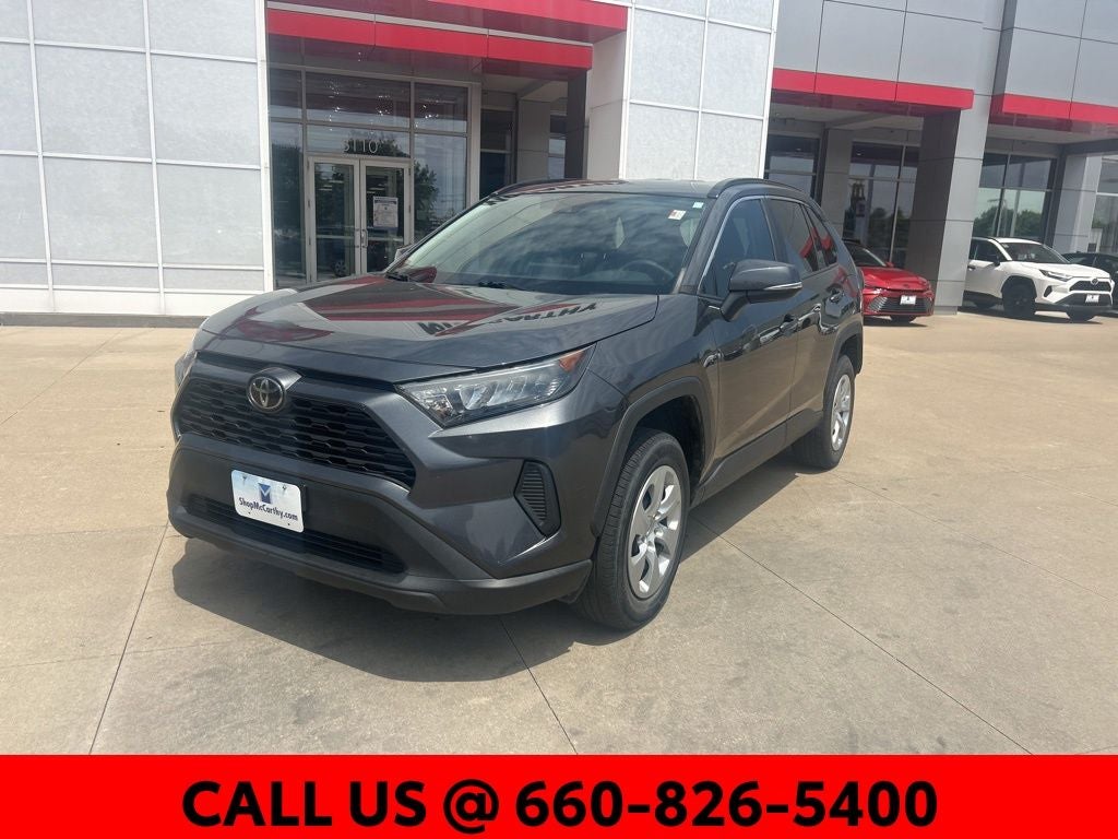 2020 Toyota RAV4 LE