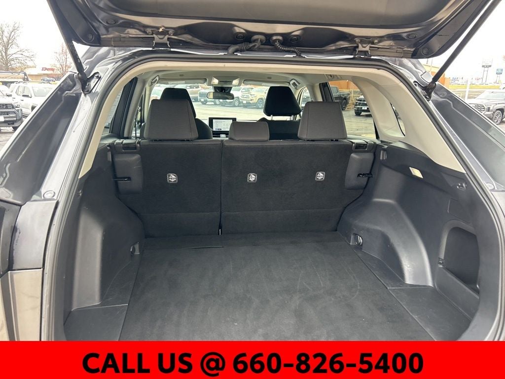 2025 Toyota RAV4 Hybrid LE