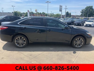 2017 Toyota Camry SE