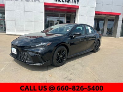 2025 Toyota Camry SE
