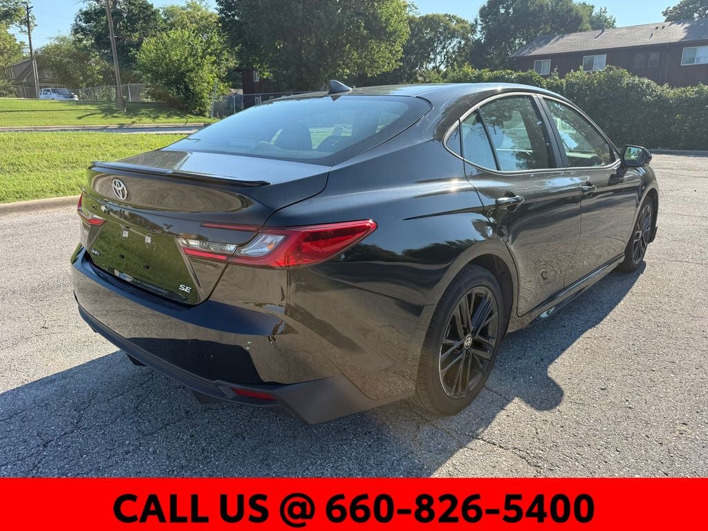 2025 Toyota Camry SE