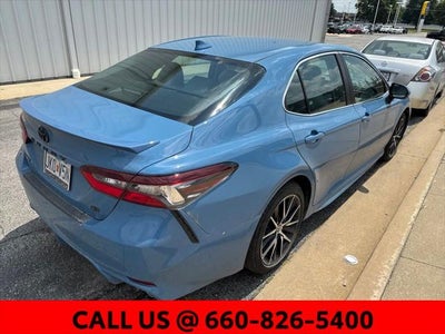 2024 Toyota Camry SE