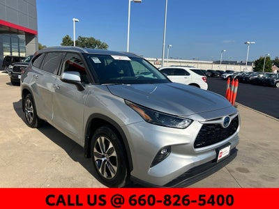 2022 Toyota Highlander Hybrid XLE