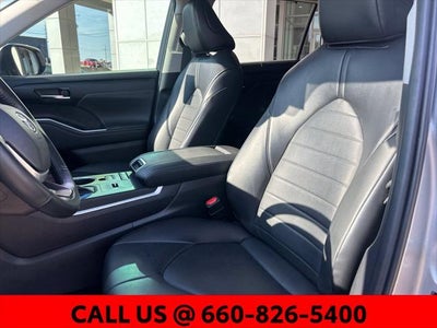 2022 Toyota Highlander Hybrid XLE