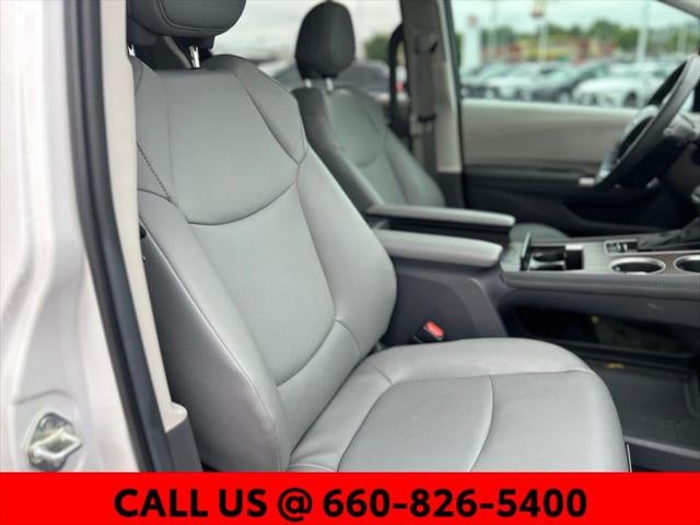 2024 Toyota Sienna XLE 8 Passenger