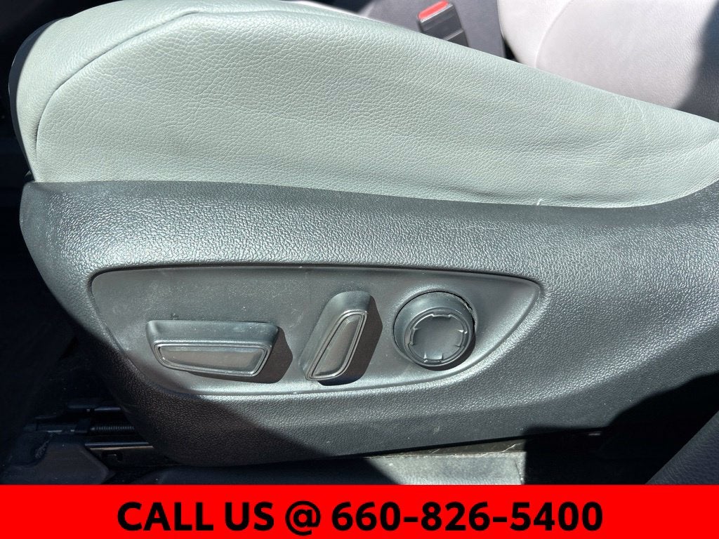 2022 Toyota Sienna XLE 7 Passenger