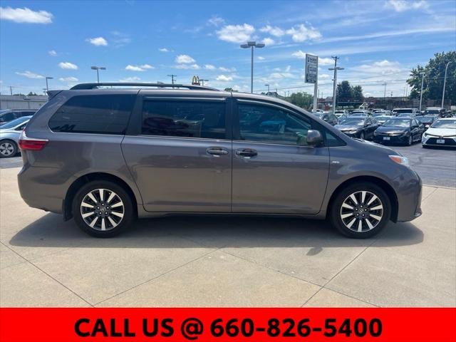 2020 Toyota Sienna LE 7 Passenger