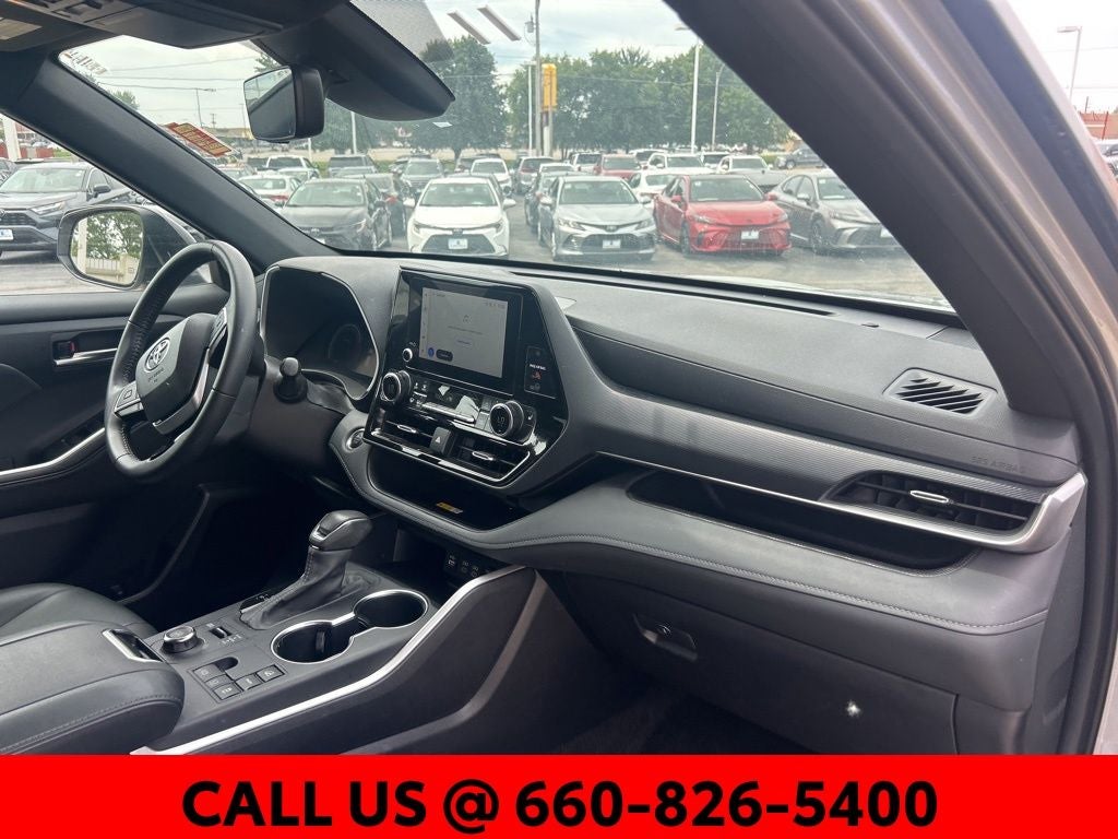 2025 Toyota Highlander XSE