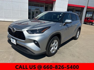 2025 Toyota Highlander LE