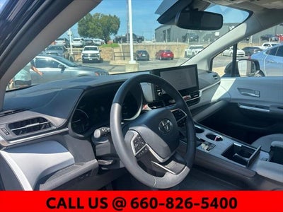2026 Toyota Sienna XLE 8 Passenger