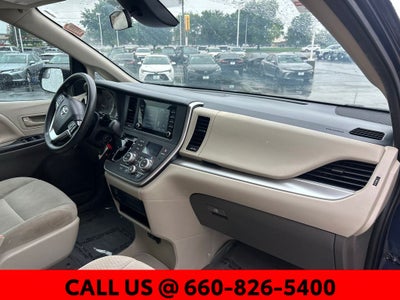 2020 Toyota Sienna L 7 Passenger