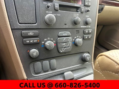 2001 Volvo V70 XC