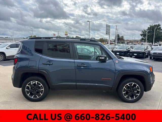 2023 Jeep Renegade Trailhawk