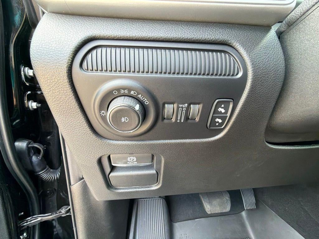 2024 Jeep Wagoneer Base