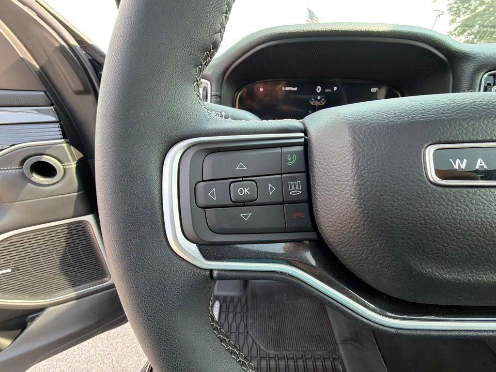 2024 Jeep Wagoneer Base