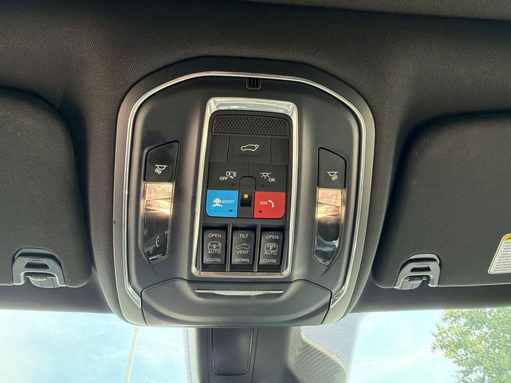 2024 Jeep Wagoneer Base