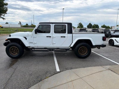 2023 Jeep Gladiator Overland
