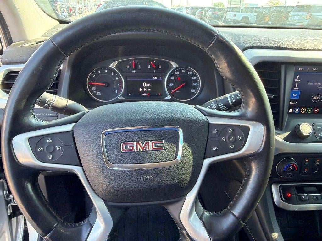 2020 GMC Acadia SLT